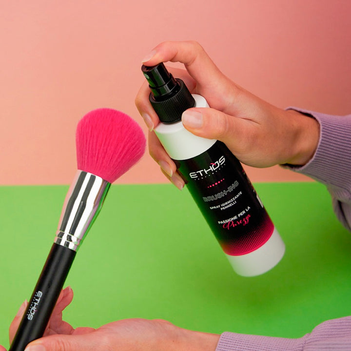 Brush-Ing Spray Igienizzante Pennelli
