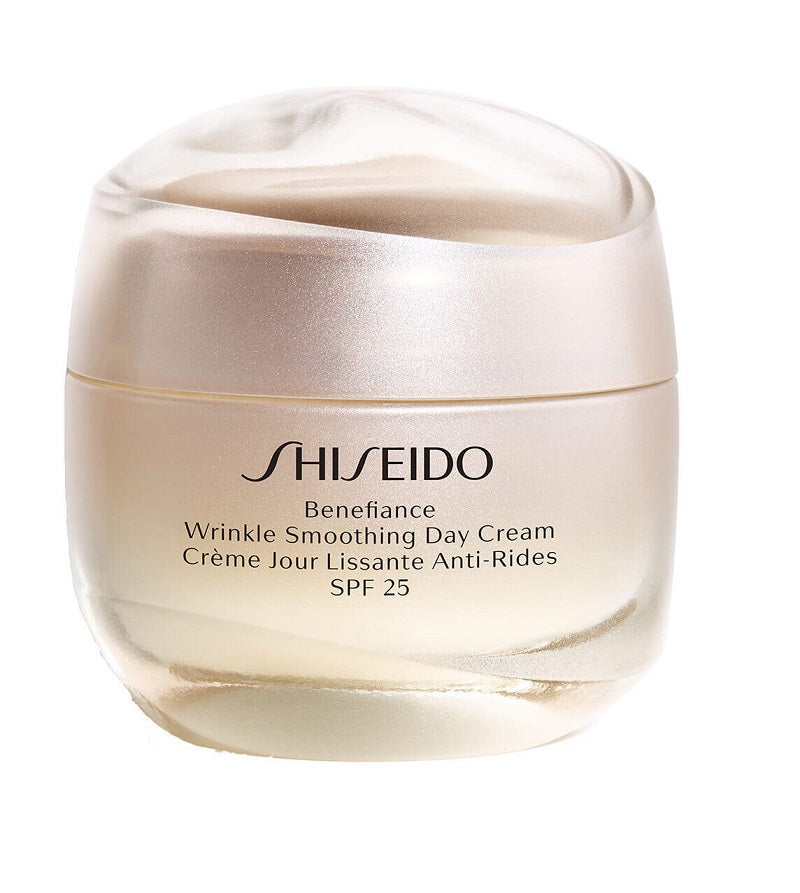 Wrinkle Smoothing Day Cream SPF 25 è una ricca crema da giorno con protezione UV